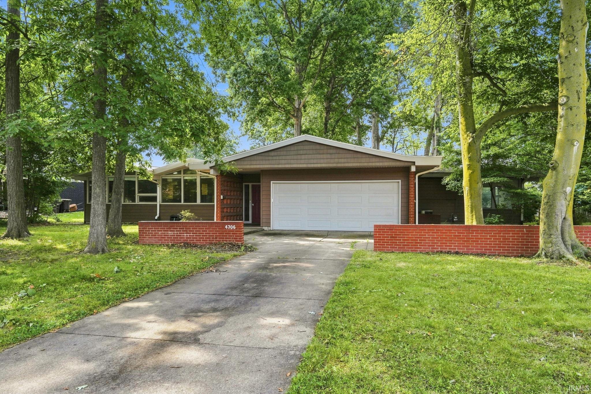 4706 Highwood Drive Fort Wayne IN 46815