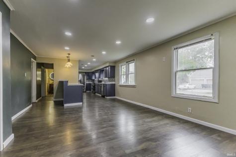 2100 N Rosewood Avenue Muncie IN 47304