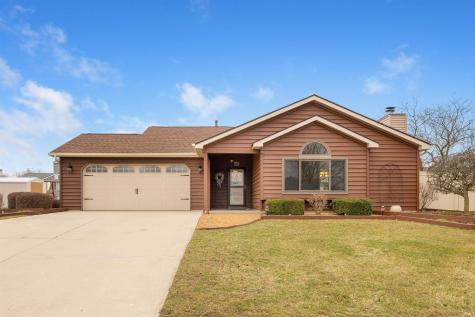 210 Knoll Ridge Boulevard Kendallville IN 46755