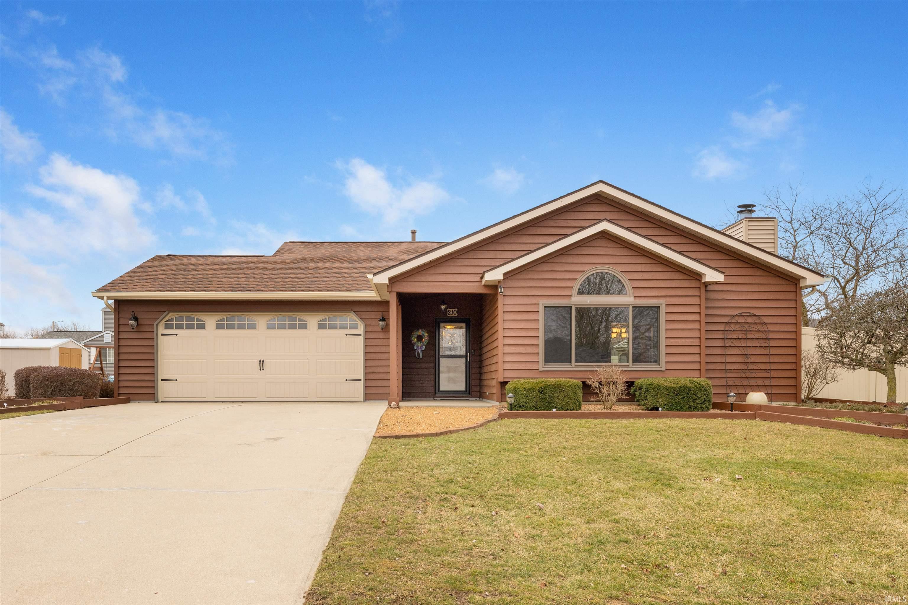 210 Knoll Ridge Boulevard Kendallville IN 46755