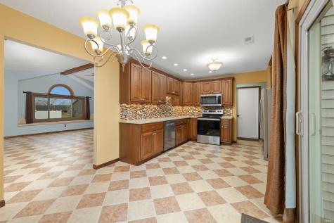 210 Knoll Ridge Boulevard Kendallville IN 46755