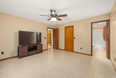 210 Knoll Ridge Boulevard Kendallville IN 46755