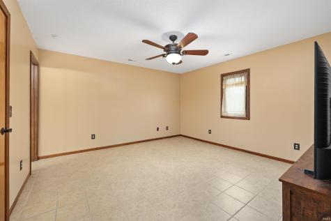 210 Knoll Ridge Boulevard Kendallville IN 46755