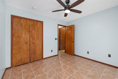 210 Knoll Ridge Boulevard Kendallville IN 46755