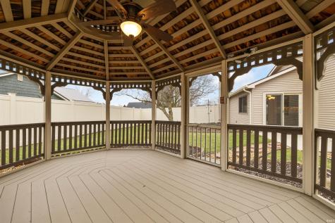 210 Knoll Ridge Boulevard Kendallville IN 46755