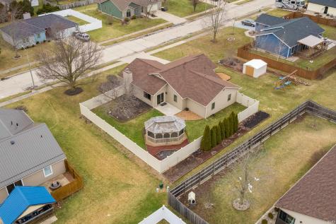210 Knoll Ridge Boulevard Kendallville IN 46755