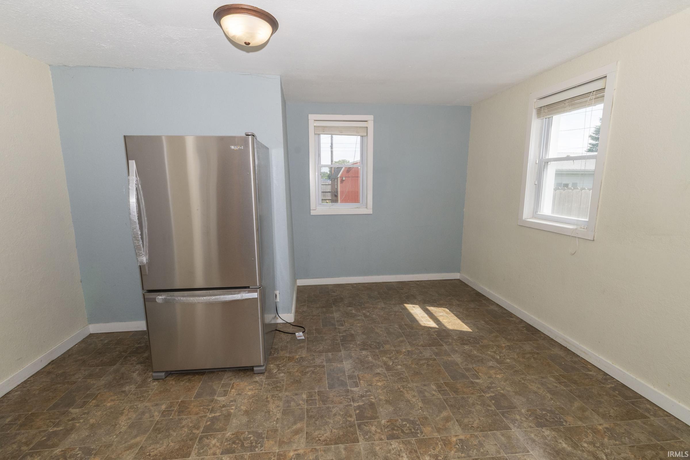 806 E Walnut Street Nappanee IN 46550