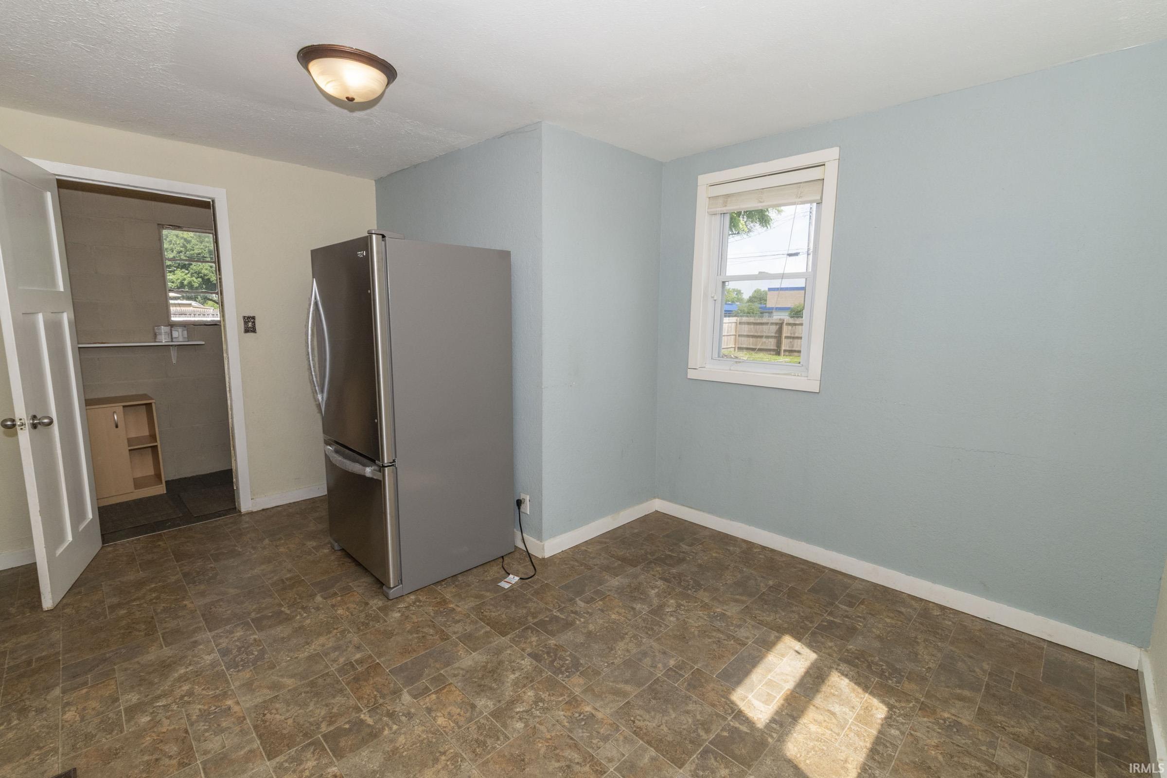 806 E Walnut Street Nappanee IN 46550