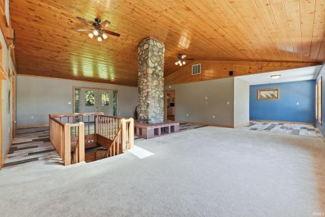 11401 W 500 S Road Mentone IN 46539