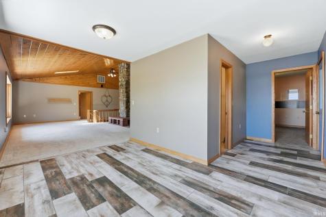 11401 W 500 S Road Mentone IN 46539