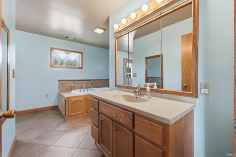 11401 W 500 S Road Mentone IN 46539