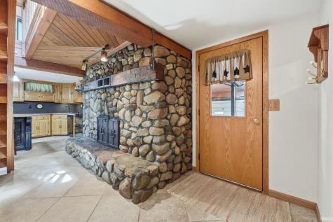 11401 W 500 S Road Mentone IN 46539