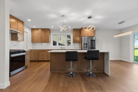 54842 Black Oak Court Bristol IN 46507