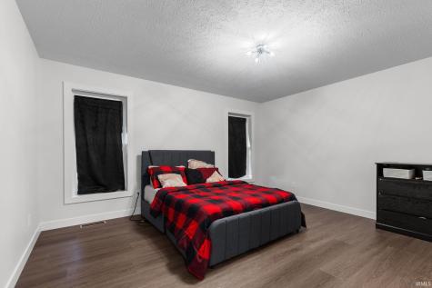 54842 Black Oak Court Bristol IN 46507