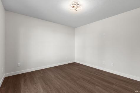 54842 Black Oak Court Bristol IN 46507