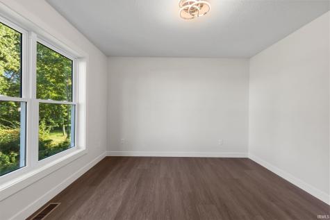 54842 Black Oak Court Bristol IN 46507