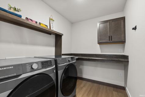 54842 Black Oak Court Bristol IN 46507