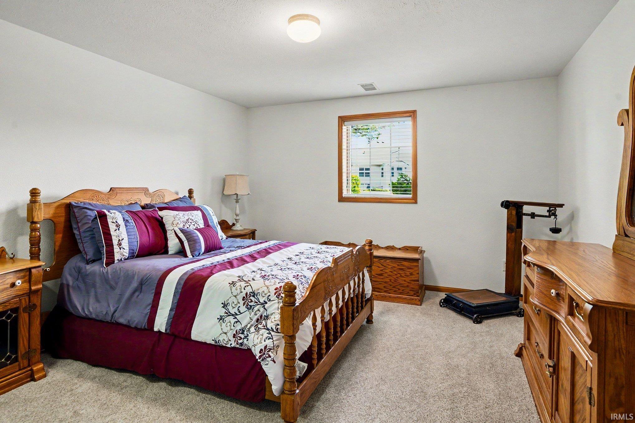 1802 Woodgate Drive Goshen IN 46526