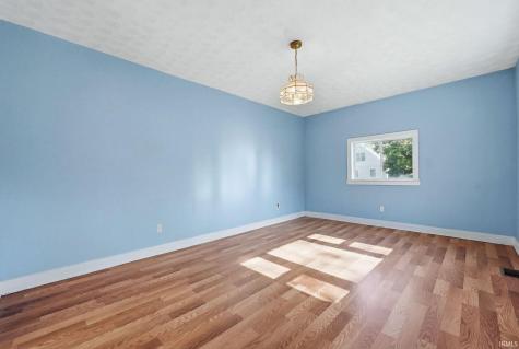4302 Weisser Park Avenue Fort Wayne IN 46806