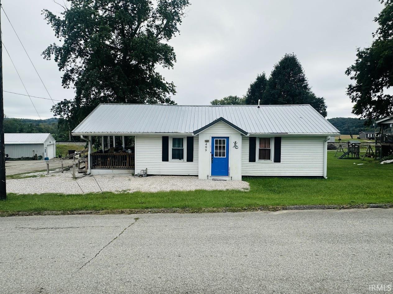 409 Stephens Street Shoals IN 47581