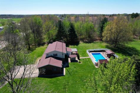 1407 S 125 E Washington IN 47501
