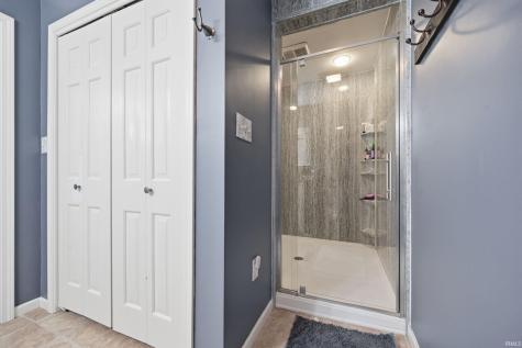 2038 Norwood Drive Anderson IN 46012
