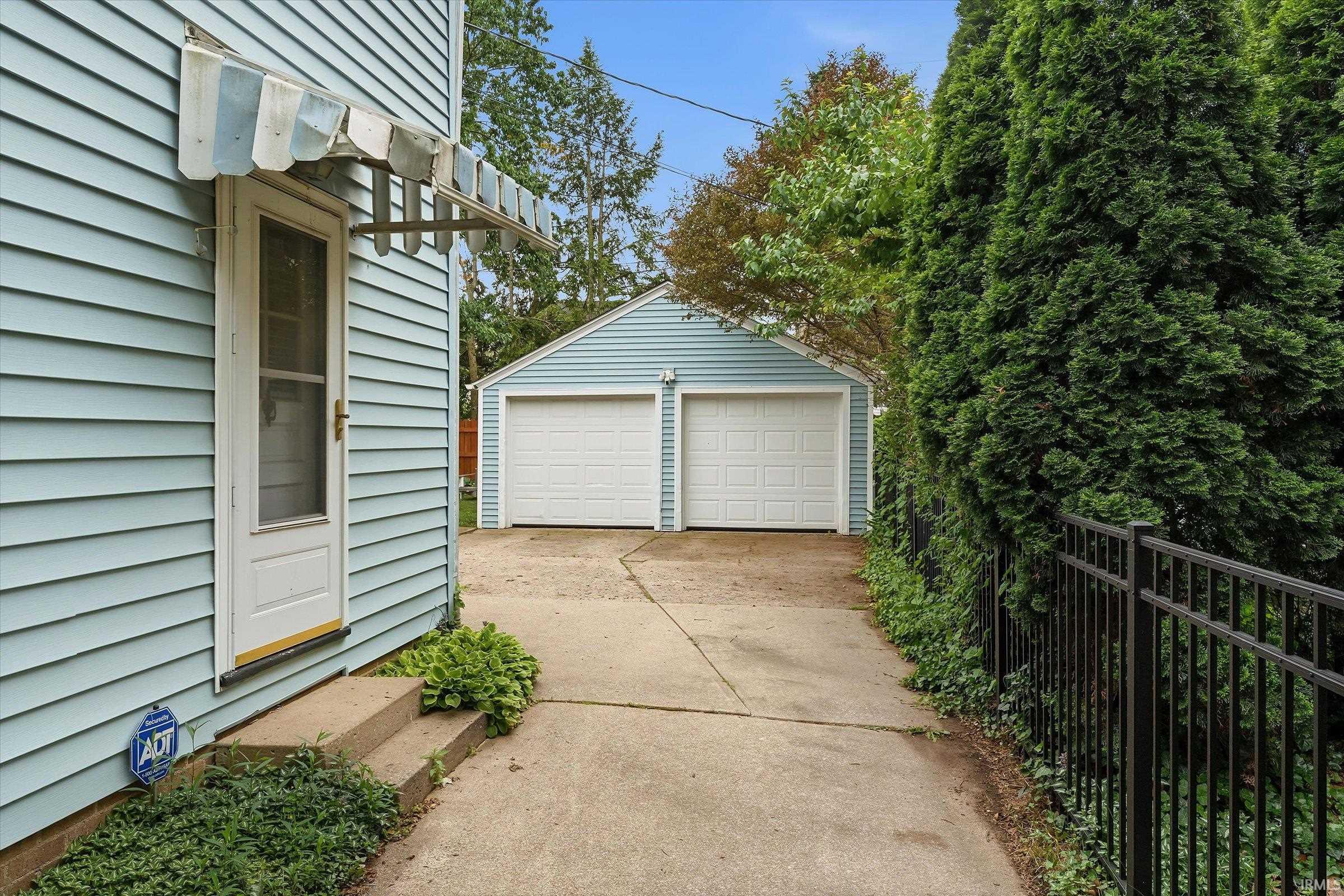 1430 E Monroe Street South Bend IN 46615