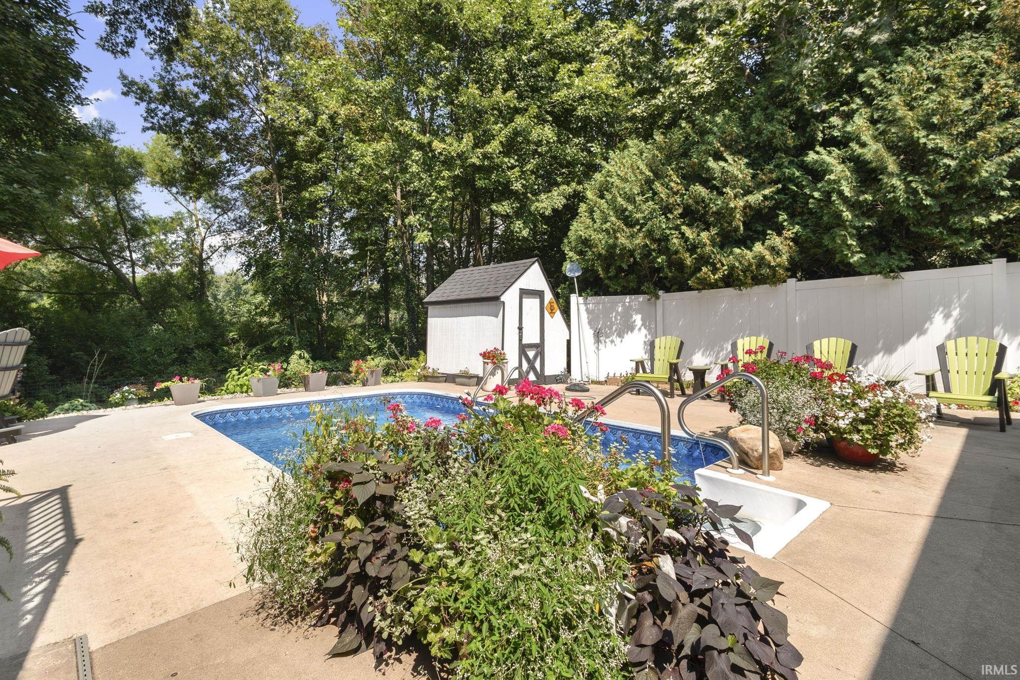 1006 Hidden Meadow Lane Middlebury IN 46540