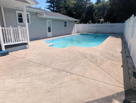 4304 Newport Road Spencer IN 47460