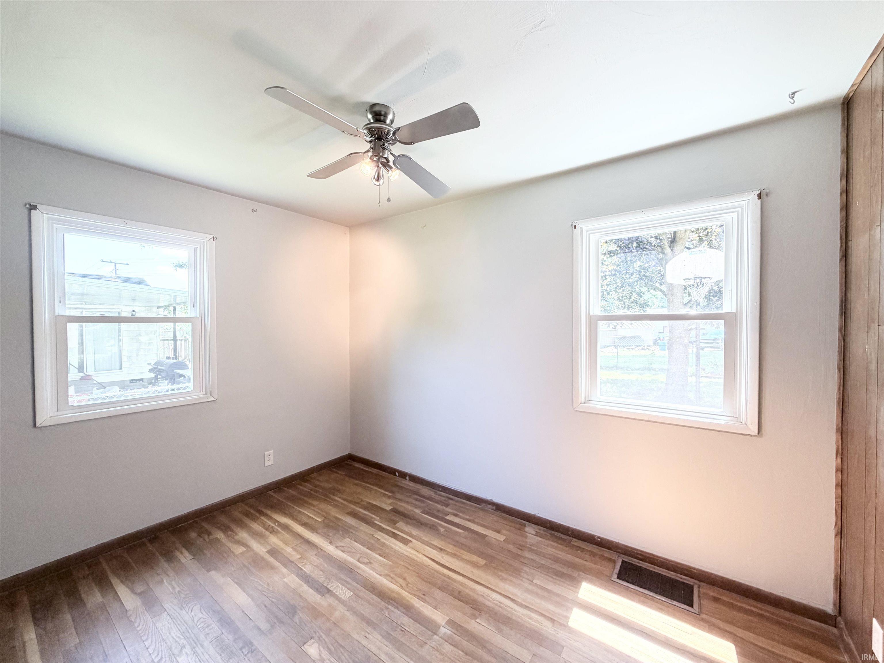 4528 W Linden Avenue South Bend IN 46619