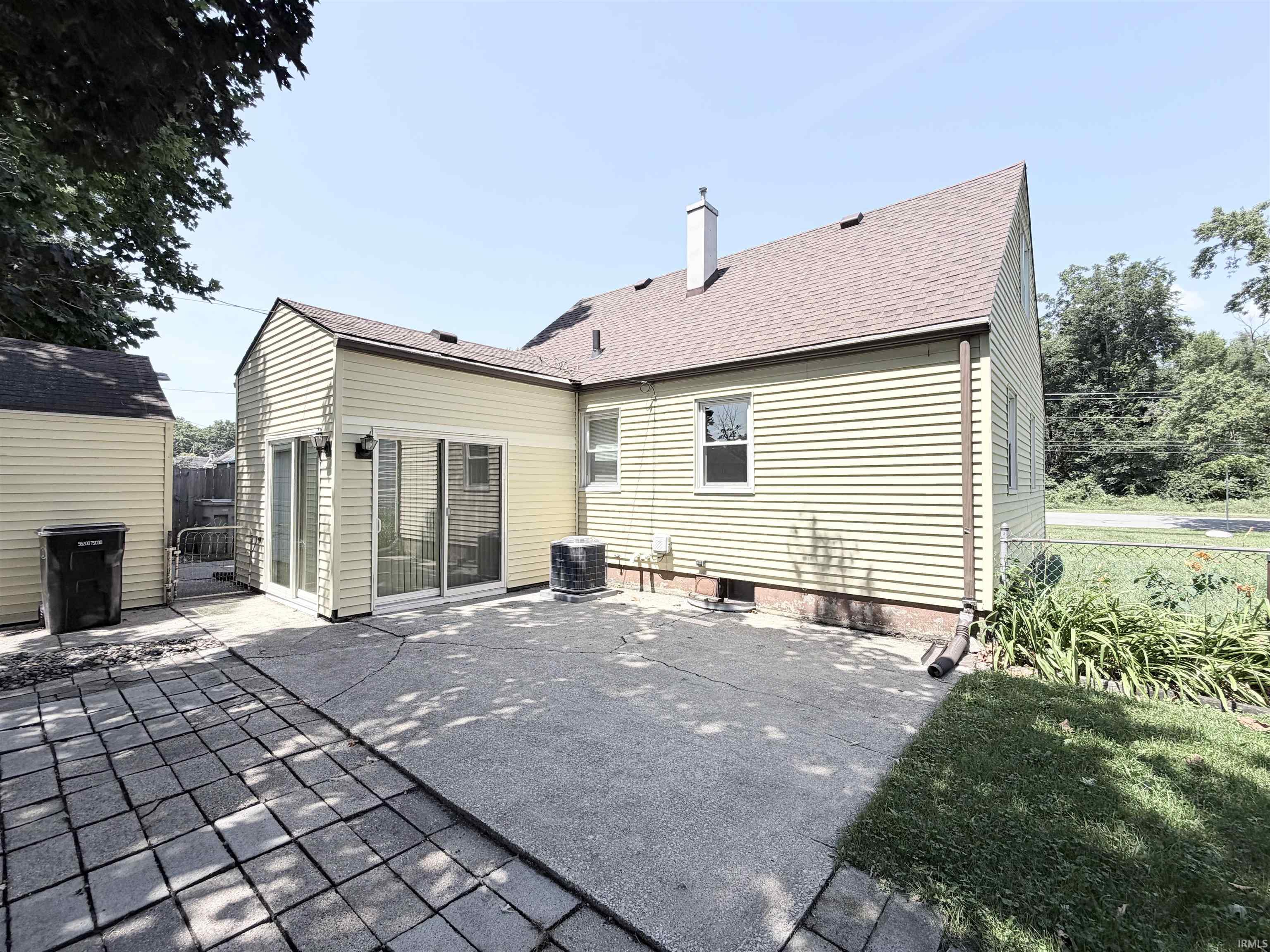 4528 W Linden Avenue South Bend IN 46619