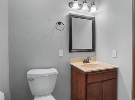 2577 Juanita Avenue Wadesville IN 47638