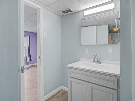 2577 Juanita Avenue Wadesville IN 47638