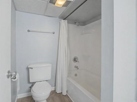 2577 Juanita Avenue Wadesville IN 47638