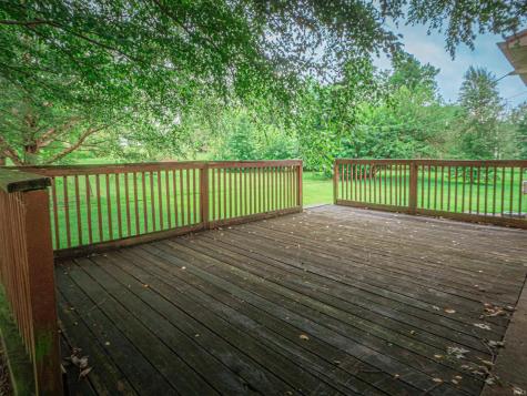 2577 Juanita Avenue Wadesville IN 47638