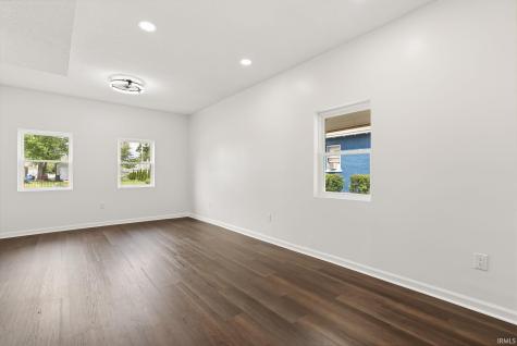 1211 Gay Street Huntington IN 46750