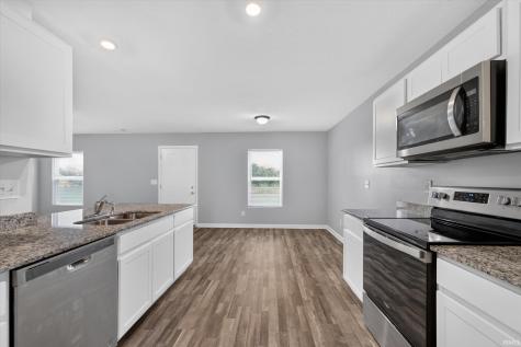 2804 W Kings Canyon Drive Muncie IN 47303