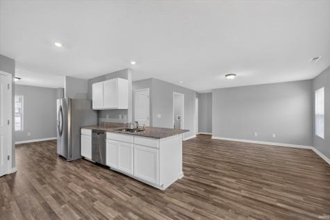 2804 W Kings Canyon Drive Muncie IN 47303