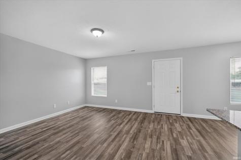2804 W Kings Canyon Drive Muncie IN 47303