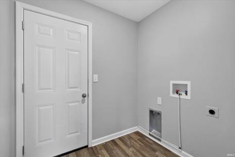 2804 W Kings Canyon Drive Muncie IN 47303
