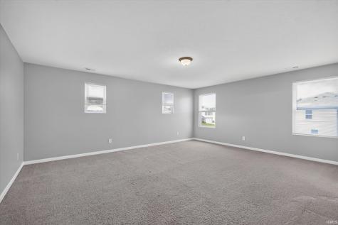 2804 W Kings Canyon Drive Muncie IN 47303