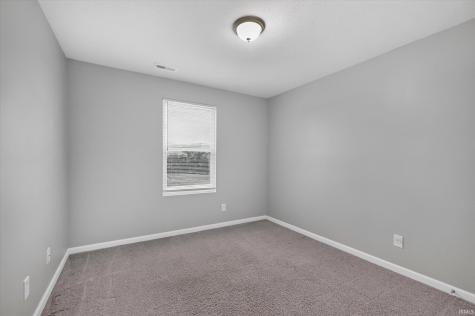 2804 W Kings Canyon Drive Muncie IN 47303