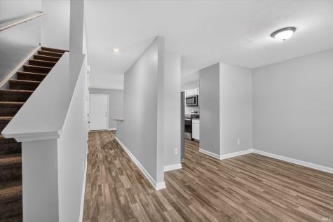 2804 W Kings Canyon Drive Muncie IN 47303