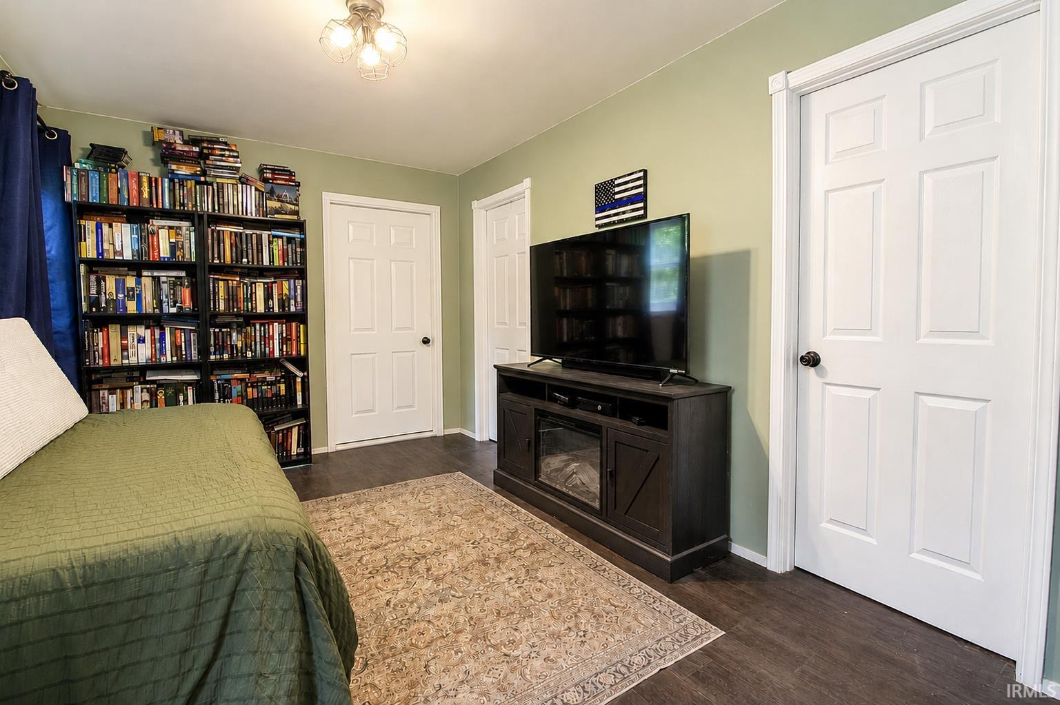 15941 14th Road Plymouth IN 46563