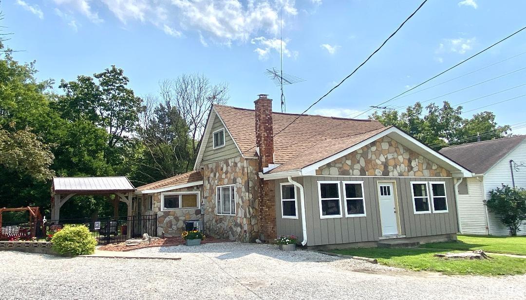 1229 NW Second Street Linton IN 47441