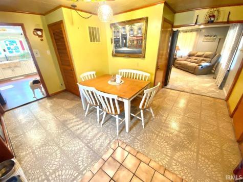 1229 NW Second Street Linton IN 47441