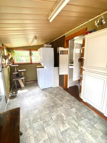 1229 NW Second Street Linton IN 47441