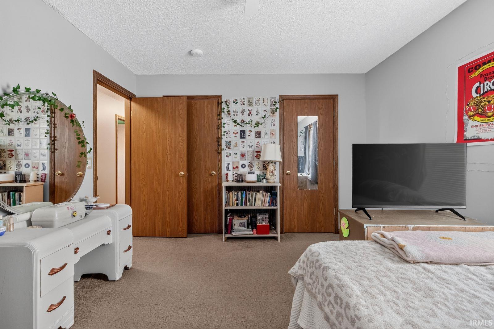 325 W Elm Street Millersburg IN 46543