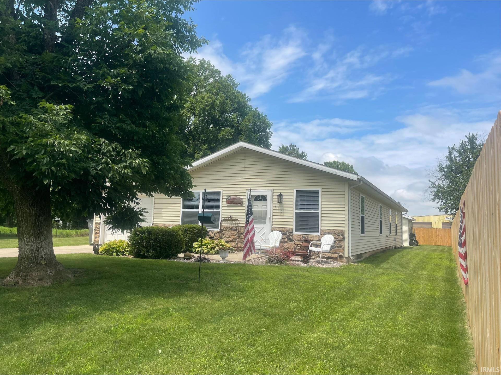 325 W Elm Street Millersburg IN 46543