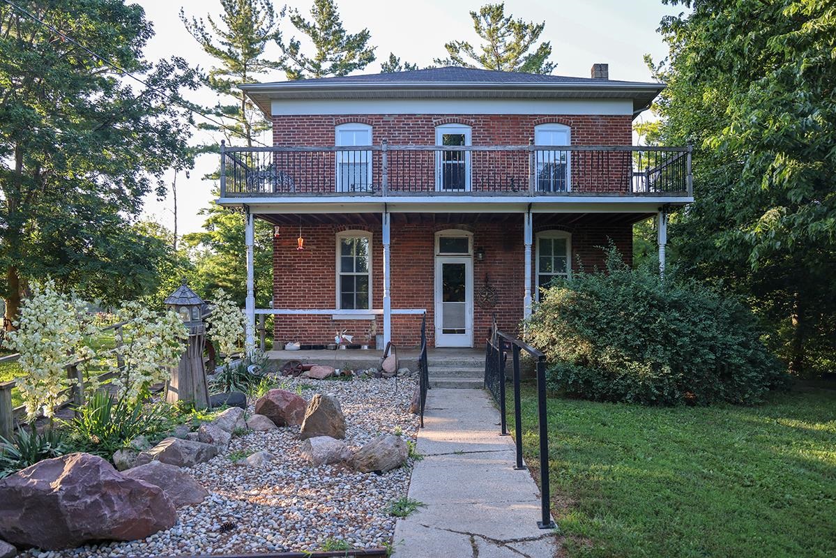7382 E 750 S Road Pierceton IN 46787